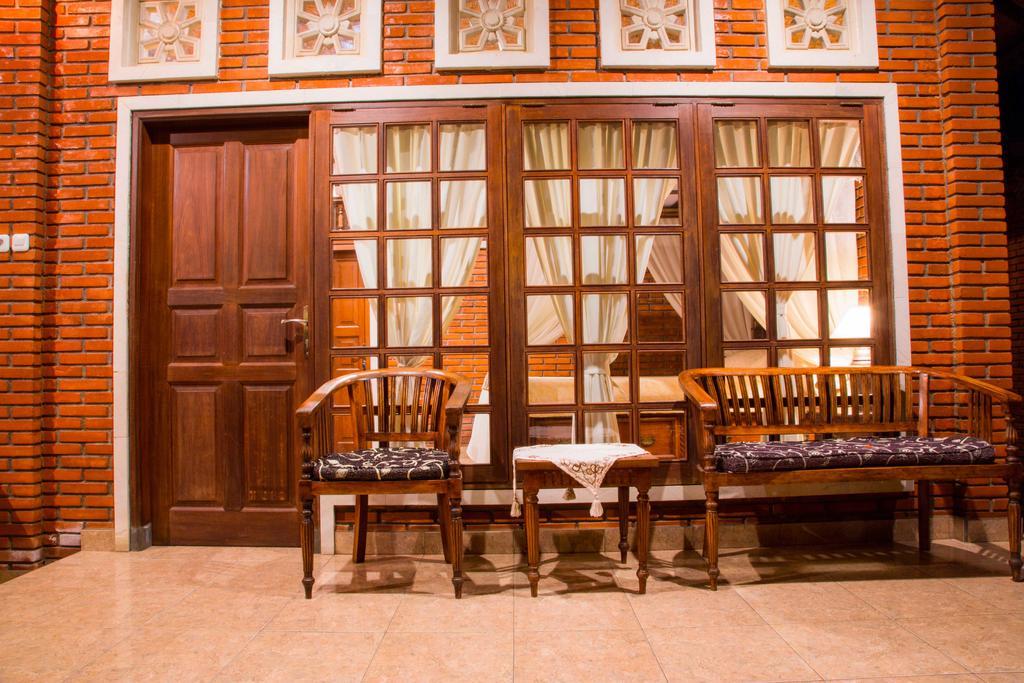 Ari La Homestay Ubud Buitenkant foto