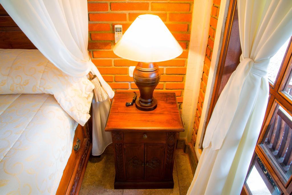 Ari La Homestay Ubud Buitenkant foto